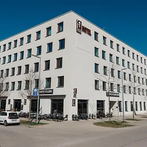 https://bavaria-motel.com-bavaria.com
